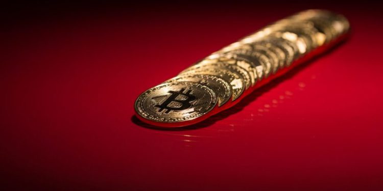 幣市短評｜BTC連三拉三，Coinbase跌破參考價250鎂！出售12.5億可轉債，做「一般營運」用