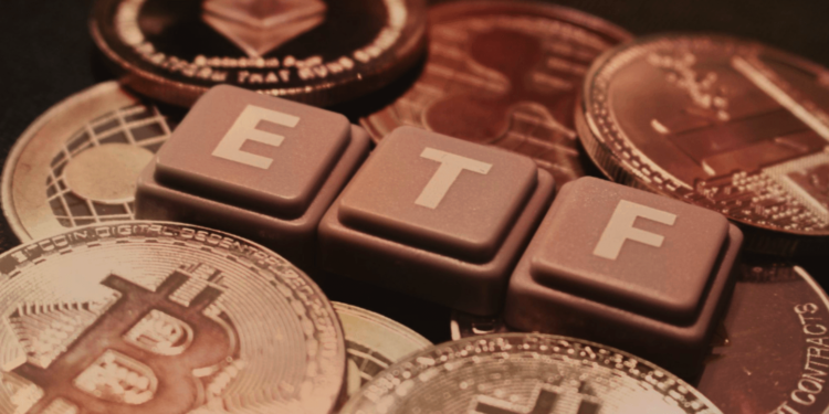 J9UU_985555_22 | 動區動趨-最具影響力的區塊鏈新聞媒體 比特幣 ETF | 富達、天橋資本進入SEC審核程序,預計45日內作初步裁決