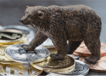 比特幣暴跌50%至3萬鎂「拖累相關類股」，荷蘭合作銀行分析師 : 石油、標普500也遭衝擊！