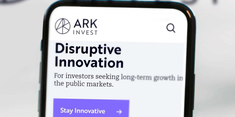 ark-invest-d283f32 | 動區動趨-最具影響力的區塊鏈新聞媒體 曾精準預測狗幣暴跌,Ark Invest方舟分析師:BTC五年10倍、ETH市場具「破兆」的機會