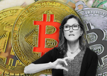 方舟女股神：比特幣在特價是買入時機、重申 50 萬鎂預測；加碼 Coinbase 持股專注新 FAANG