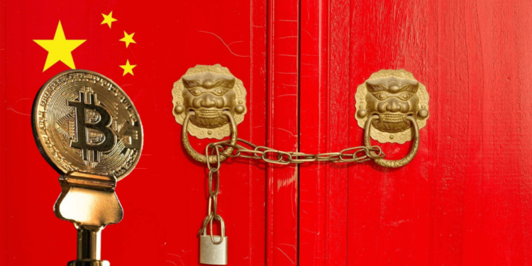 中國禁令延燒「兩大交易所」！OKEx下架OKB；火幣暫停比特幣礦機託管、部分期貨註冊