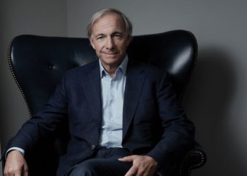 橋水基金｜達里歐：比特幣是種相對CBDC的「替代貨幣」；人民幣將成全球儲備貨幣