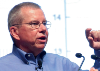 比特幣連挫、市場極度恐慌！布林通道發明者 : 43,000美元是「BTC的合理價格」