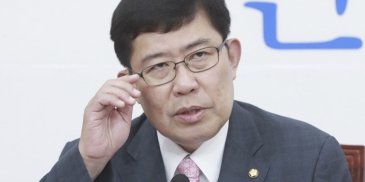 截圖 2021-05-05 下午8.07.04 | 動區動趨-最具影響力的區塊鏈新聞媒體 韓媒曝 : 韓國政府 4年向「加密貨幣基金」投資500億韓元,公股銀行 養老金 郵局…皆入列