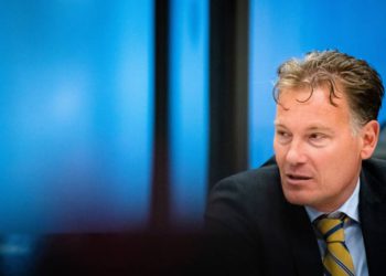 荷蘭中央計劃局長：必須立即禁止比特幣！摩根大通警告：BTC期貨市場現熊市信號