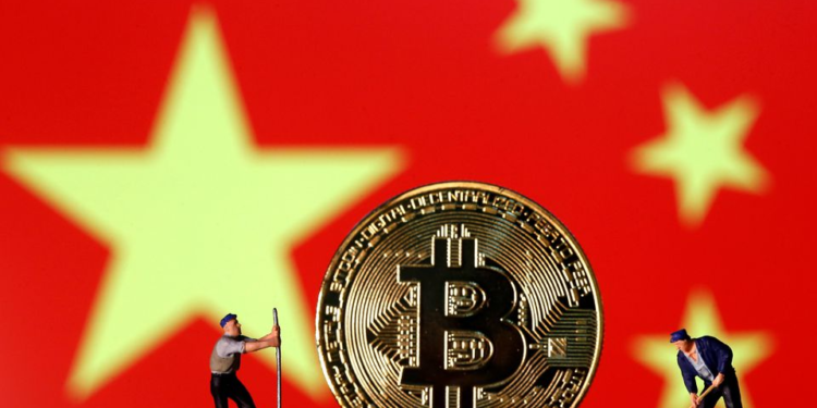 Source: Dado Ruvic, REUTERS | 動區動趨-最具影響力的區塊鏈新聞媒體 中國重拳 | 雲南能源局誓「月底完成全面整頓」: 比特幣礦工違法將「停止供電、責令關停」