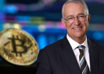 墨西哥第三大富豪：我的銀行將接受比特幣！批法幣是詐欺、狗狗幣投資者會「保持貧窮」