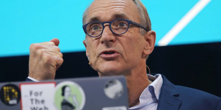 蘇富比｜WWW之父要拍賣 NFT！紀錄 9,555 行歷史性原始碼，接受加密貨幣付款