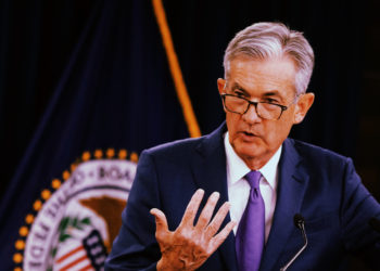 印鈔機停止？Fed 鷹派訊號 : 估升息提前到2023年；比特幣跌破4萬迫近「死亡交叉」