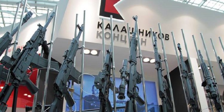 俄羅斯 | AK-47軍火製造商：銀行應以加密貨幣結算！脫鉤SWIFT、不受國際銀行控制