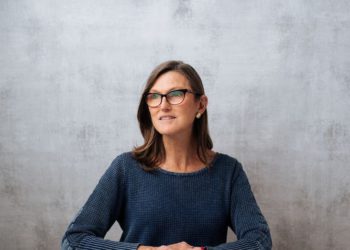 女股神 | Ark 已為「比特幣 ETF 21Shares」設定95基點的費率，若獲批將在 CBOE BZX 交易