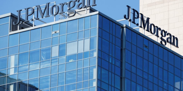 JPMorgan retail wealth clients access to cryptocurrency funds | 動區動趨-最具影響力的區塊鏈新聞媒體 摩根大通允許「所有財富管理客戶」投資灰度等加密貨幣基金,BTC 3 天反彈11%