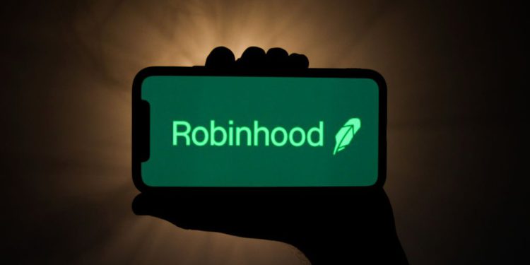 開局大跌8%！Robinhood 上市首日跌破起始價；CFO暗示觸角將更深入加密貨幣