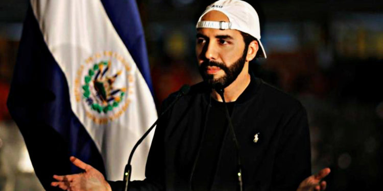 Web_Photo_Editor | 動區動趨-最具影響力的區塊鏈新聞媒體 薩爾瓦多總統 :「比特幣代表未來」譽可助弱勢小國規避美元通膨風險