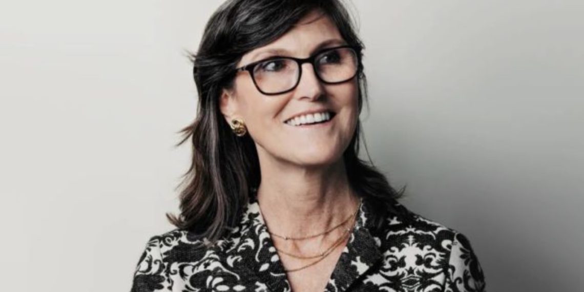 cathie-wood-0728 | 動區動趨-最具影響力的區塊鏈新聞媒體 跳水!北京整肅引恐慌,方舟投資也在拋售「中概股」但持續買進比特幣