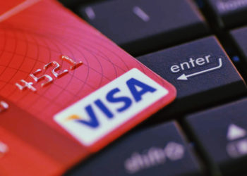 專家警告 :「加密貨幣信用卡」消費恐吃鉅額稅款！BTC現法規下不適合支付