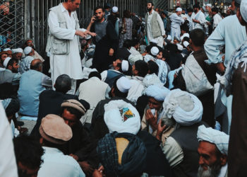 「銀行擠兌沒錢了」阿富汗塔利班重新掌權，比特幣極端主義嘲諷卻引眾怒