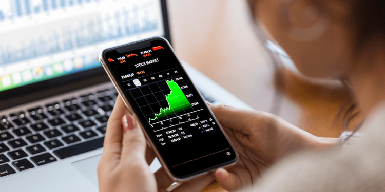 - Source :CNBC X SurveyMonkey - | 動區動趨-最具影響力的區塊鏈新聞媒體 - Source :CNBC X SurveyMonkey -