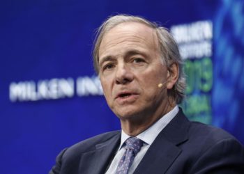 橋水達里歐：中國恆大債務危機「完全可控」，非雷曼兄弟級顛覆事件