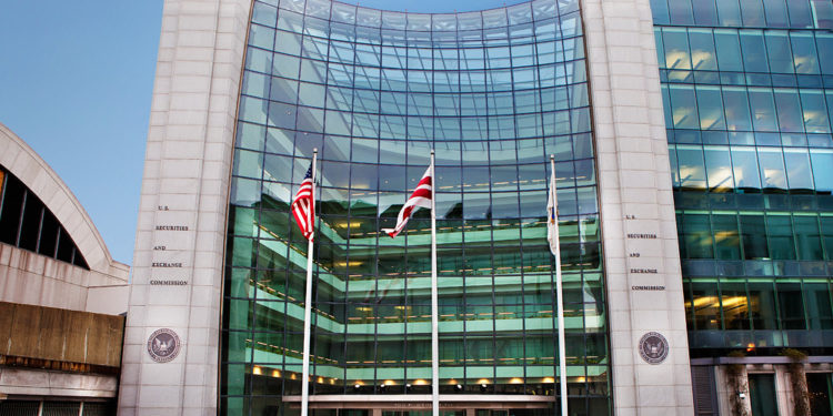 6755484285_d91eff1c61_b | 動區動趨-最具影響力的區塊鏈新聞媒體 彭博分析師 :「比特幣期貨 ETF 有75%可能性,在10月批准」; SEC推遲4檔審查至年底