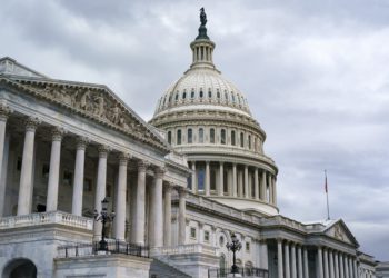 美眾議院通過債務上限法案、違約風險暫解；FED官員稱通膨非暫時、美股 BTC 走跌