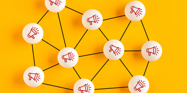 去中心化自治組織 DAO 的革命：大眾與核心