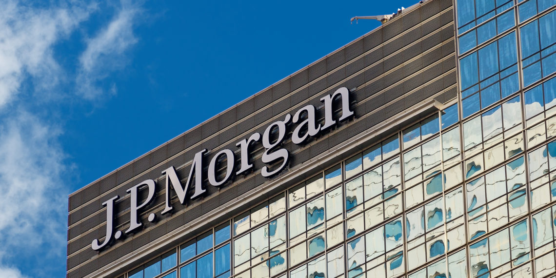 BTC起漲、ETH創4,625歷史新高！JPMorgan卻認為「比特幣公允價值僅35,000美元」