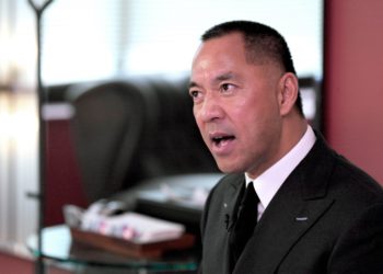 反擊CZ質疑喜幣！郭文貴指控：幣安出賣用戶資料給中共、將在全球起訴幣安