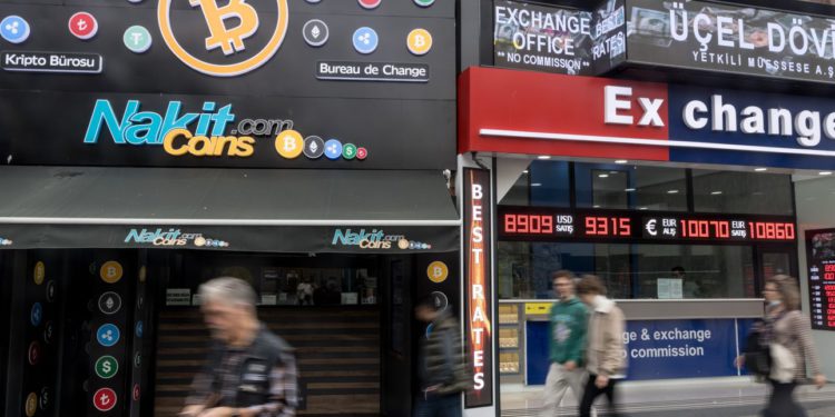 9月以來法幣里拉崩盤40%！土耳其人大量湧入加密貨幣、USDT交易量創五季新高