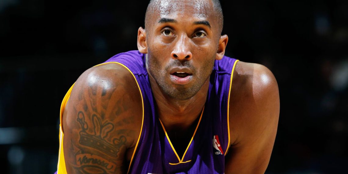 蘇富比拍賣已故球星「Kobe的球衣與動畫NFT」，起標20萬美元、接受加密貨幣支付