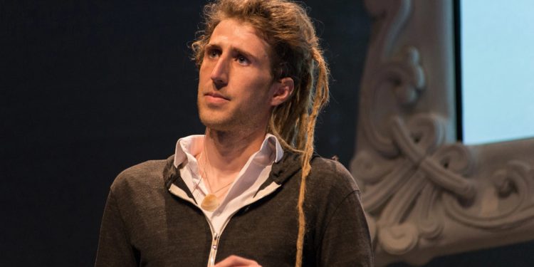 俄烏通訊 | Signal警告烏克蘭 : Telegram非真加密軟體，普丁恐拜訪TG在俄羅斯員工