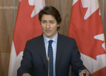 加拿大總理杜魯道撤回《緊急狀態法》，多數示威者銀行帳戶已在解凍