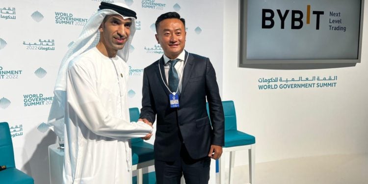 bybit 220329 | 動區動趨-最具影響力的區塊鏈新聞媒體 阿聯酋成加密交易所新熱點!Bybit 獲杜拜「原則性批准」、Crypto.com 宣布設立區域基地