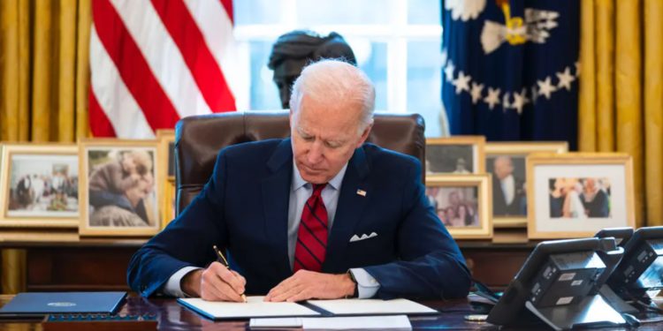 拜登簽加密貨幣行政命令、比特幣昨大漲10%；SBF 很疑惑、Circle 執行長讚「分水嶺時刻」