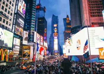 意外萎縮！美首季GDP衰減1.4%，從1984年來最佳表現反轉；美股反收高 比特幣觸4萬鎂