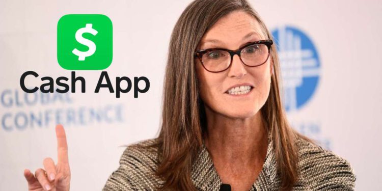 cathiewood-block-cash | 動區動趨-最具影響力的區塊鏈新聞媒體 方舟女股神已出清 Paypal 股份!轉向更友善比特幣、支持閃電網路的「CashApp」