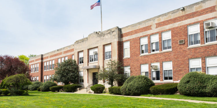 cbse-school | 動區動趨-最具影響力的區塊鏈新聞媒體 趣聞|考過就送 9.9 ETH 起的 NFT?頂級學府的加密課程越來越有意思