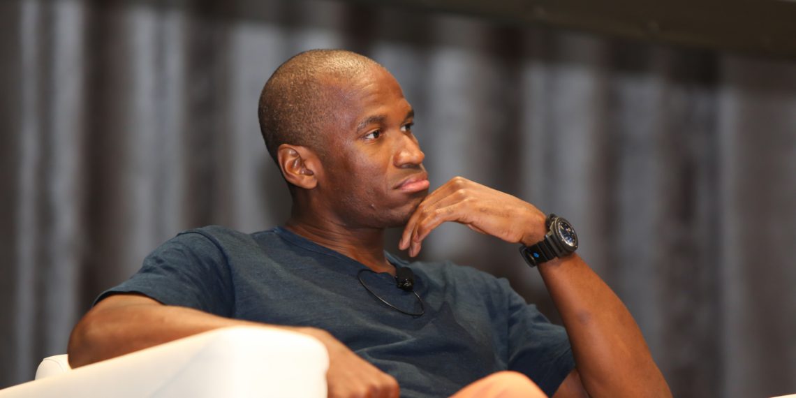BitMEX 創辦人：對俄外匯制裁使美元失去信任，比特幣將被推向 100 萬美元