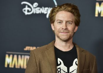 好萊塢演員 Seth Green 要用 「無聊猿版權」開節目，但他的 BAYC 卻被偷走轉賣了！