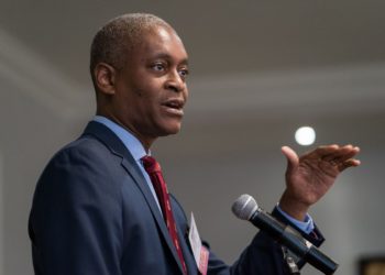 Fed 轉風向｜官員暗示 9 月或暫緩升息，通膨能否降溫成決策關鍵