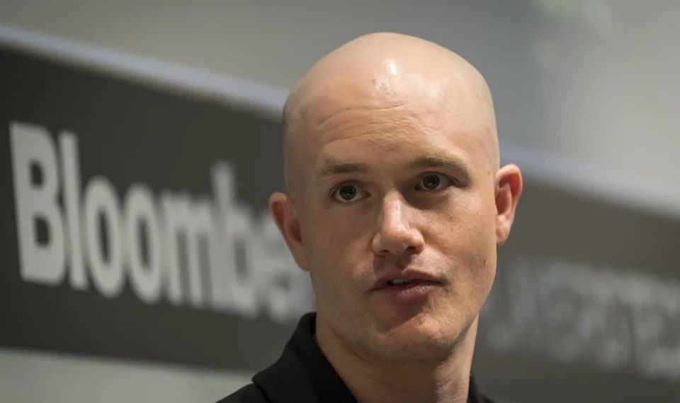 COINBASE CEO 220512 COVER | 動區動趨-最具影響力的區塊鏈新聞媒體 Coinbase Q1 虧損原因速覽:「對不起,我們分掉了」