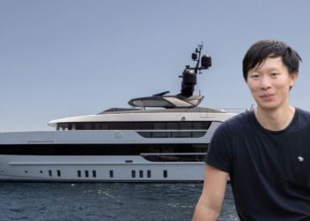 Zhu Su借款買「5千萬美元遊艇」炫富？Voyager Digital借三箭資本超6.5億鎂，股價暴跌60%