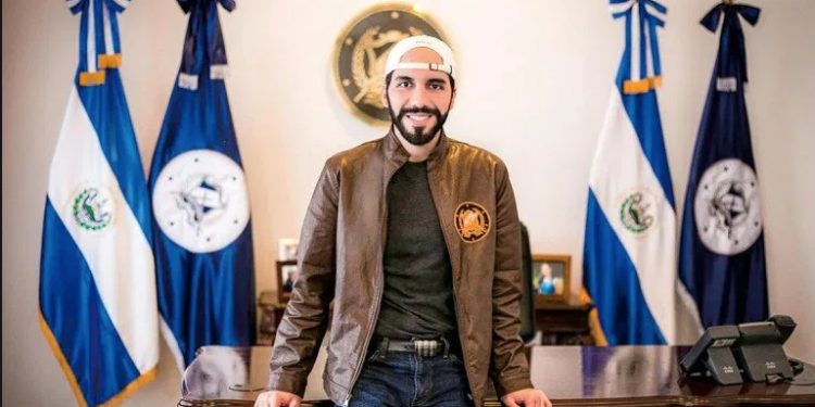 photo_MNur7yf4 | 動區動趨-最具影響力的區塊鏈新聞媒體 薩爾瓦多再抄底80枚比特幣、投資浮虧達5,800萬鎂;加碼2億蓋太陽能礦場