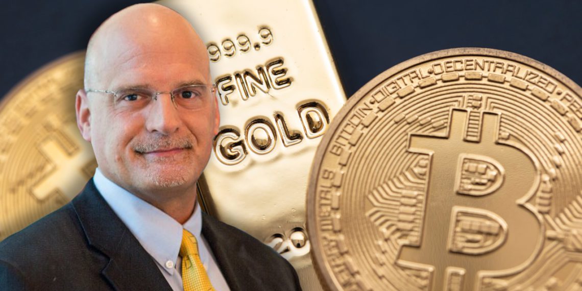 Mike-McGlone-tapchibitcoin | 動區動趨-最具影響力的區塊鏈新聞媒體 彭博分析師:下半年比特幣或「更像避險資產」與美債黃金齊看漲;達10萬鎂是遲早?