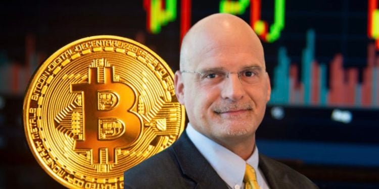 Xnip2022-08-07_12-48-23 | 動區動趨-最具影響力的區塊鏈新聞媒體 彭博資深分析師:比特幣正處於「極端折價」,相比股票市場風險更低