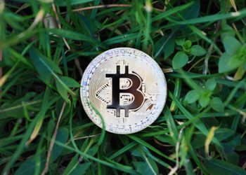 不環保！劍橋大學 : 比特幣挖礦二氧化碳排放量，佔全球 0.1%