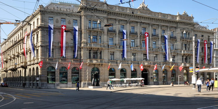 雷曼兄弟重演？瑞士信貸傳瀕臨破產，若重組估產生41億美元負債缺口