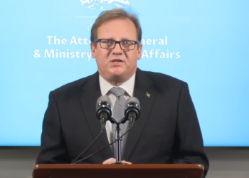 巴哈馬檢察長「嗆FTX新CEO無知」，稱監管法規完善、轉移資產是保護客戶