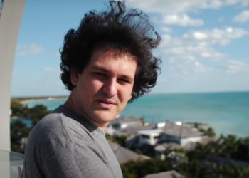 SBF 辯「從沒出金領過錢」：FTX 一直有財務風控，新CEO不熟悉公司運作